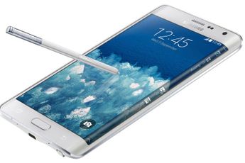 Quad HD on a curved display, Snapdragon 805 and 3GB RAM: Meet the Galaxy Note Edge