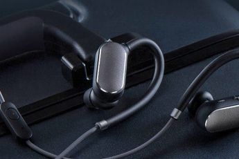 Xiaomi Mi Sports Wireless EarBuds and JMGO M6 Portable Projector on Sale