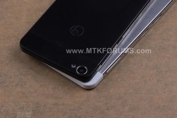 First look at the sleek and sexy all-black JiaYu S2!