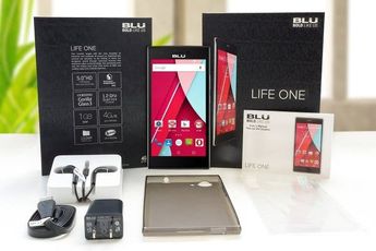 Blu's Life One (2015), Life 8 XL go official in the US