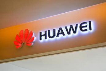 Telecom operators do not want to sell Huawei smartphones in Asia