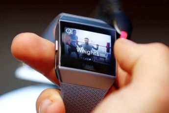 Fitbit is Getting Rid of Google Accounts Sign-In Support