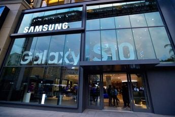 Samsung is closing US and Canada shops due to COVID-19 lockdown