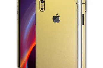 Gold colored iPhone X spotted in the wild