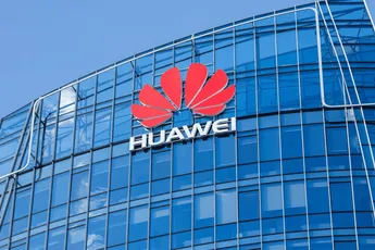 Huawei resumed deliveries of smartphones and other gadgets to Russia