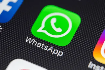 New WhatsApp update brings more emojis and bookmarks