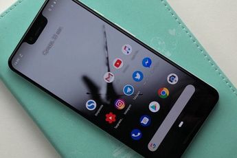 Pixel 3 XL gets treated rougly by JerrryRigEverything; passes with scratch marks