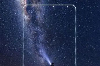 Live ZTE Nubia Z18 having minimal notch appears with photographer