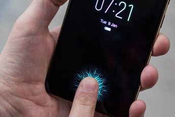 Galaxy Note 10+ 5G latest update brings a fix to a security flaw in ultrasonic fingerprint scanner