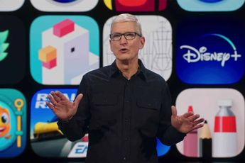 Apple CEO: installing apps on iPhone from third-party sources is dangerous