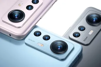 Head of Xiaomi: Xiaomi 12 is a direct competitor of the iPhone 13!