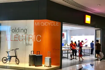 Xiaomi kicks off Mi Store in London with the Mi 8 Pro