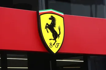 Ferrari krijgt nieuwe klap te verwerken na onthulling van foeilelijke EV