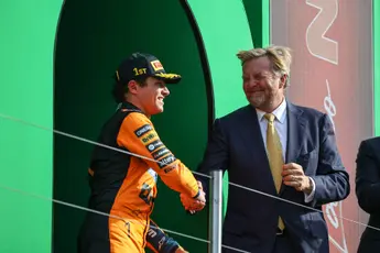 Koning Willem-Alexander doet onthulling over Dutch GP-winnaar Lando Norris