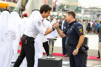 Christian Horner verrast en komt met groot compliment voor aartsrivaal Toto Wolff