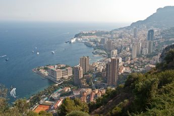 Prins Albert kondigt versoepeling lockdown Monaco aan