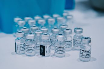 Derde COVID booster-vaccinatie campagne zorgt in Duitsland voor ernstige bijwerkingen