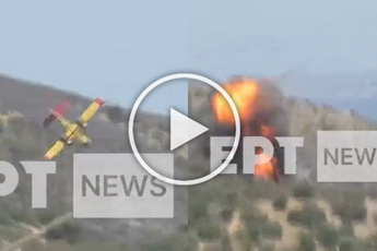 VIDEO: Blusvliegtuig dat branden probeert te blussen op Grieks eiland crasht en ontploft