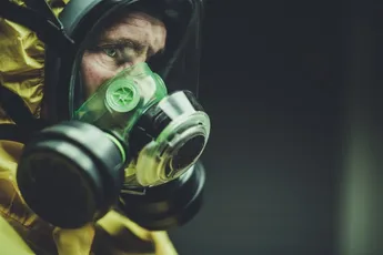 Denys over corona: 'Waarom omhelzen we het niet als vriend?'