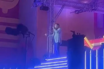 Staat Tino Martin weer dronken te zingen?