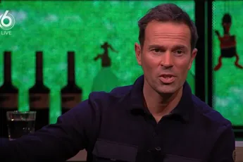 Bas Nijhuis sloopt scheidsrechter Nederland - Argentinië