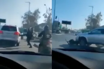 /buitenland/genieten-portie-karma-voor-motorrijder-die-auto-aanvalt