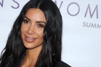 /show-tel/kim-kardashian-maakt-de-wereld-warm-voor-valentijnsdag