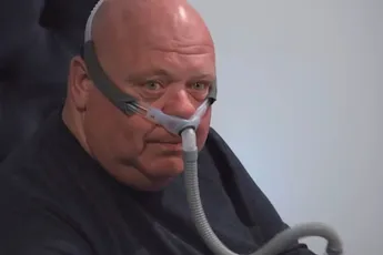 /show-tel/peter-gillis-maakt-de-naam-van-zijn-nieuwe-vakantieparken-bekend