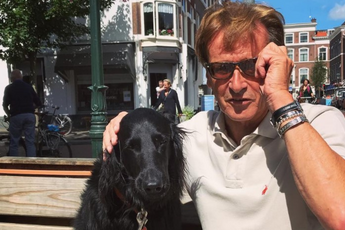 Frank van ''Paleis voor een prikkie'' deelt verdrietig nieuws over hond