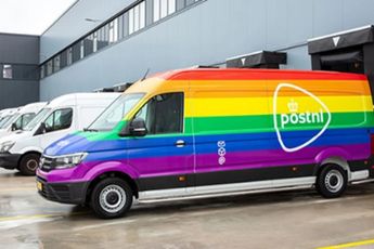 Post NL-bezorger weigert in regenboogbus te rijden en maakt videoboodschap voor baas