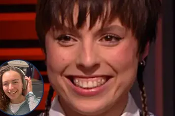 /show-tel/songfestivalblaag-mia-nicolai-bedriegt-de-boel-voor-aandacht-video