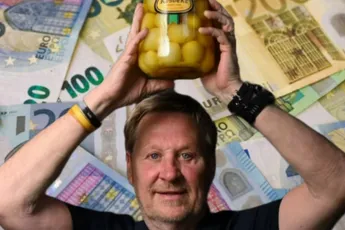 Dít is het indrukwekkende vermogen van De Augurkenkoning
