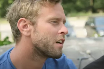 /show-tel/wat-is-er-echt-met-tim-den-besten-aan-de-hand