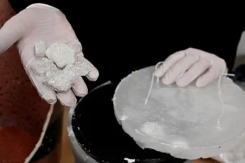 Politie vindt 2000 kilo ketamine, grootste vangst ooit in Nederland