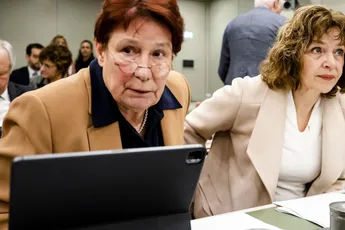 Dit absurde bedrag verdien je als lid van de Eerste Kamer