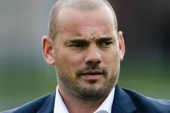 Fans Wesley Sneijder in shock na zien van déze foto: 'Pens zo dik als zijn portemonnee'