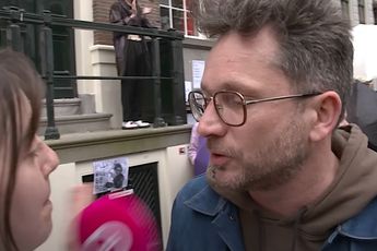 Presentator GeenStijl aangevallen door UvA-demonstranten