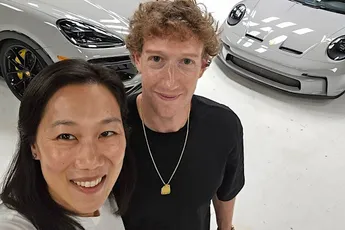 Mark Zuckerberg tovert Porsche Cayenne GT om in unieke bus