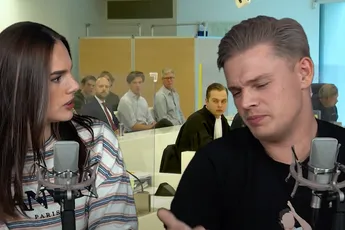 /show-tel/dennis-schouten-confronteert-famke-louise-over-intieme-avond-ik-zat-aan-de-g-video