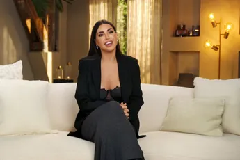 Yolanthe Cabau (40) op bizarre wijze ten huwelijk gevraagd