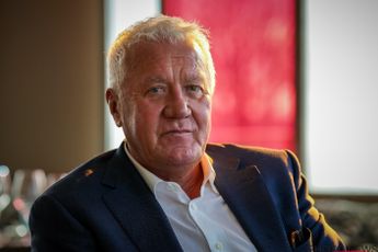 ‘Échte reden voor fusie onthuld: Patrick Lefevere hakt zéér belangrijke knoop door’