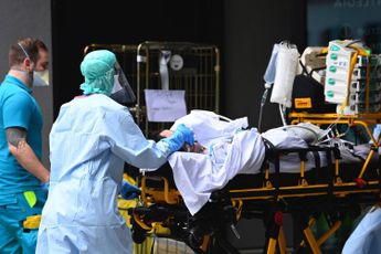 Klinisch biologe Deborah Steensels: “Ik ga er niet flauw over doen: in België moeten we met een belangrijk aantal doden rekening houden”