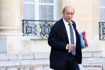 Frankrijk dreigt met een veto tegen uitstel van brexit