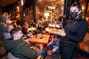 Horeca kan pas in maart heropenen: "Cafés en restaurants zijn een risicovolle omgeving"