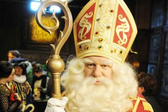 Wordt na Zwarte Piet ook Sinterklaas afgeschaft? "Kinderen worden schaamteloos uitgebuit"