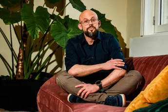 Staf Coppens verklapt met een grote aankondiging of hij en zijn gezin nog in Zweden blijven