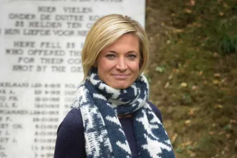 VRT-nieuwsanker Goedele Wachters erg aangedaan door wat ze te horen krijgt: "Voor kankeronderzoek"