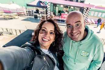 Sven Ornelis en Anke Buckinx hebben iets geweldigs te vieren: “Amai, proficiat!”