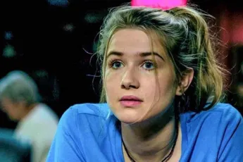 Charlotte Sieben beleefde bange momenten tijdens haar eerste keer: "Ik dacht dat ik doodbloedde"