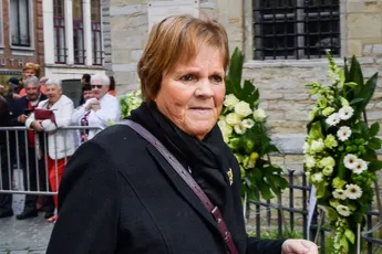 Zangeres Margriet Hermans (68) compleet gebroken: "Het is verschrikkelijk"